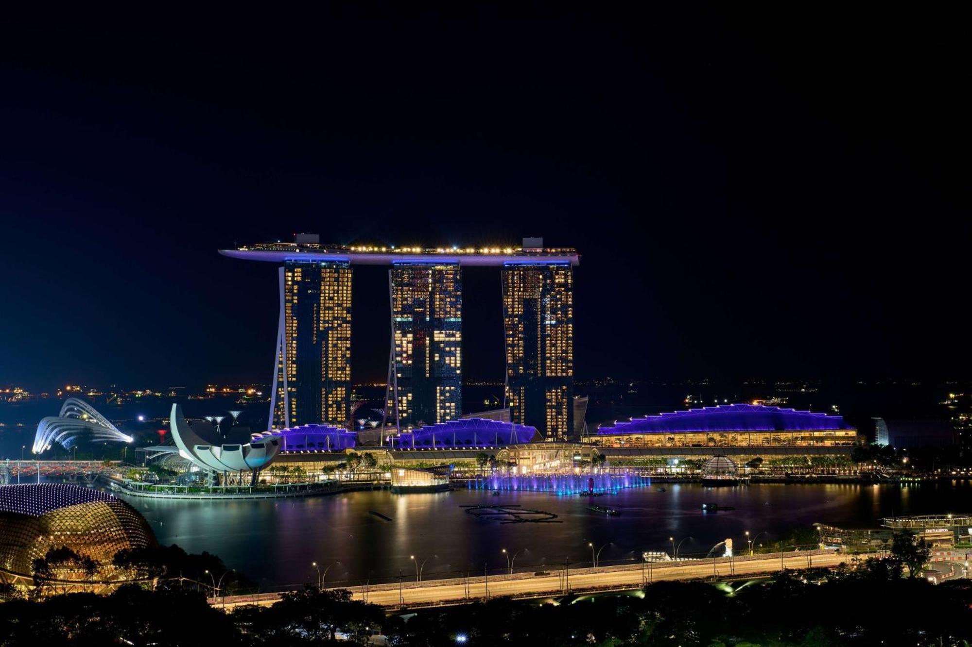 Peninsula Excelsior Singapore, A Wyndham Hotel Exterior photo